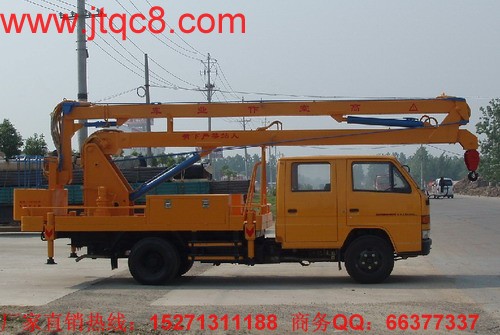 首先,無(wú)論是執(zhí)行升降車(chē)排放京六標(biāo)準(zhǔn)還是國(guó)六標(biāo)準(zhǔn),二者所采用的測(cè)試循環(huán)相比于目前國(guó)五標(biāo)準(zhǔn)所執(zhí)行的NEDC循環(huán)都要來(lái) 得更加嚴(yán)苛。這也就使得目前大部分的國(guó)內(nèi)升降車(chē)企業(yè)特別是本土品牌升降車(chē)企業(yè)所執(zhí)行的發(fā)動(dòng)機(jī)排放策略需要全面修改,而這種全面的修改甚至?xí)苯訉?dǎo)致企業(yè)動(dòng)力發(fā) 展路線(xiàn)的推翻。