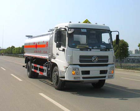 東風(fēng)天錦153單橋油罐車(chē)(加油車(chē))