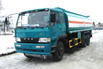 解放后雙橋國(guó)三油罐車(chē)
