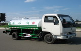 東風(fēng)小霸王2噸灑水車(chē)